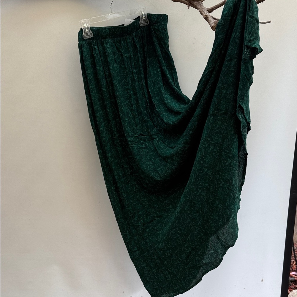 Bobeau Forest Green Patterned Midi Skirt